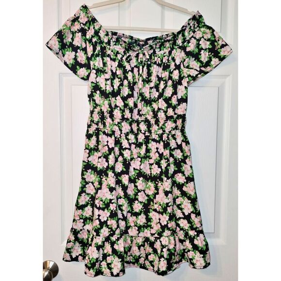 Salt & Sugar Dresses & Skirts - Women's Salt & Sugar Floral Dress NWT (Size: XL)
